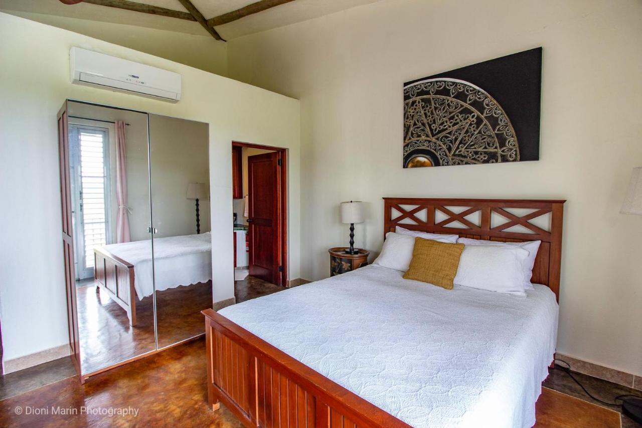 Almond Tree Hotel Resort Коросаль Экстерьер фото